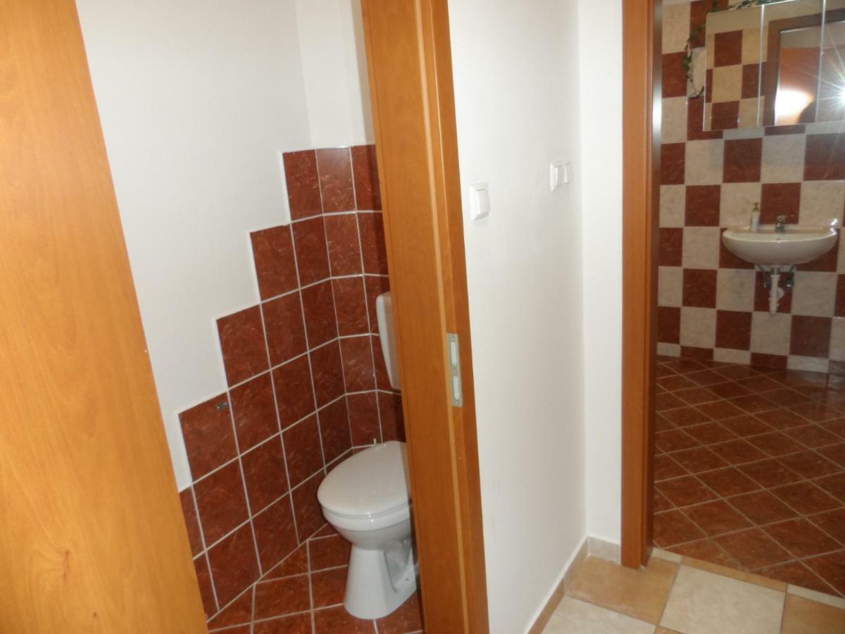 Apartman Garden Lägenhet Cserkeszőlő Exteriör bild